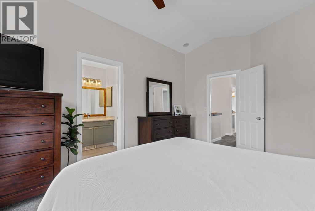 322 Tuscany Drive Nw, Calgary, Alberta  T3L 2W6 - Photo 13 - A2336690