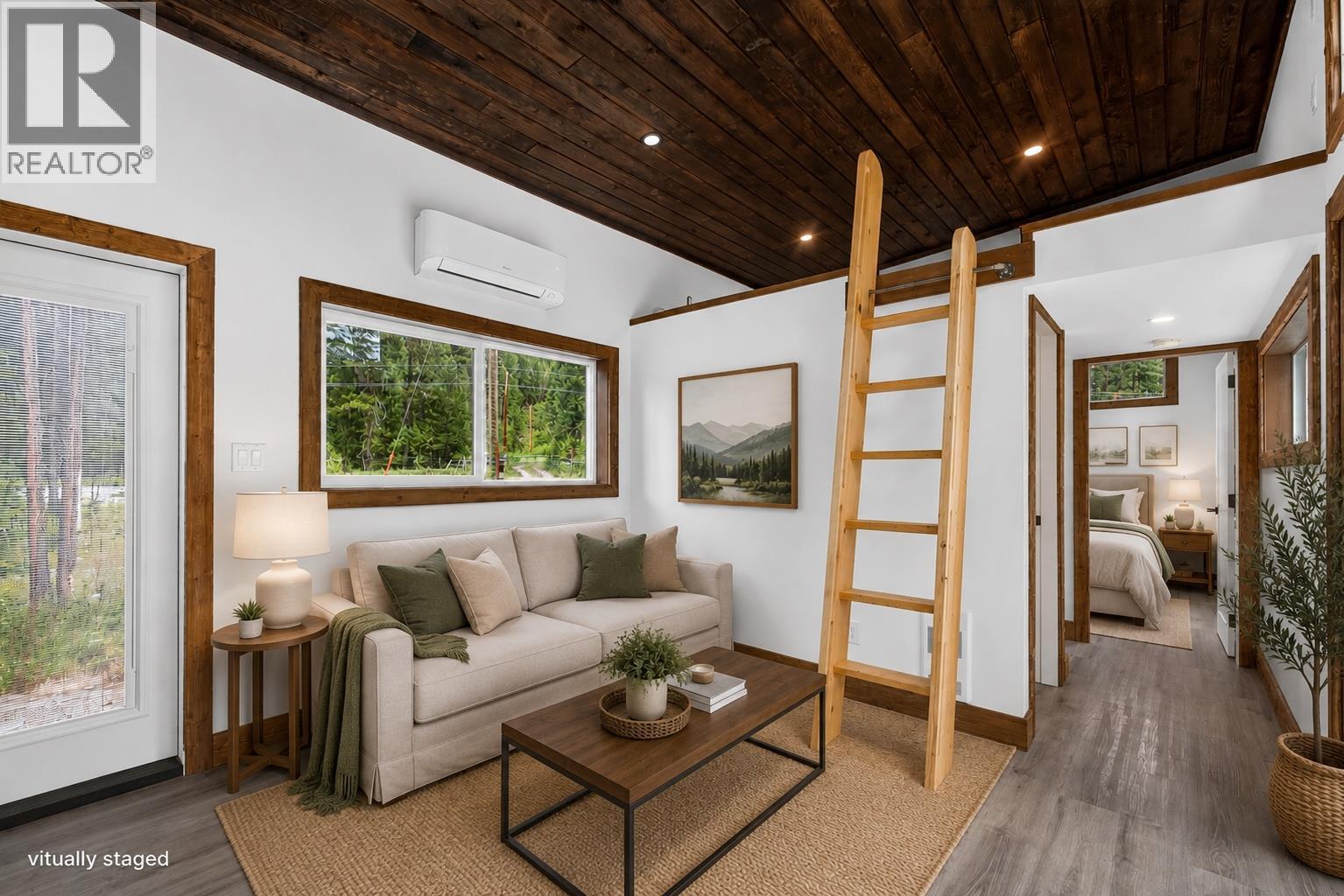 5533 33 Highway Unit# 1, Beaverdell, British Columbia  V0H 1A0 - Photo 3 - 10396121
