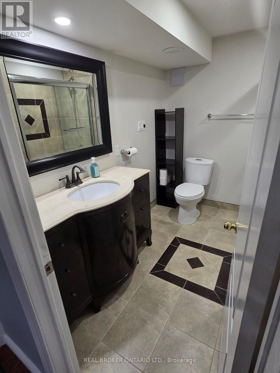 A - 34 Engel Crescent, Barrie, Ontario  L4N 6K5 - Photo 15 - S13655204
