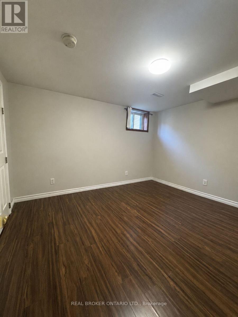 A - 34 Engel Crescent, Barrie, Ontario  L4N 6K5 - Photo 16 - S13655204