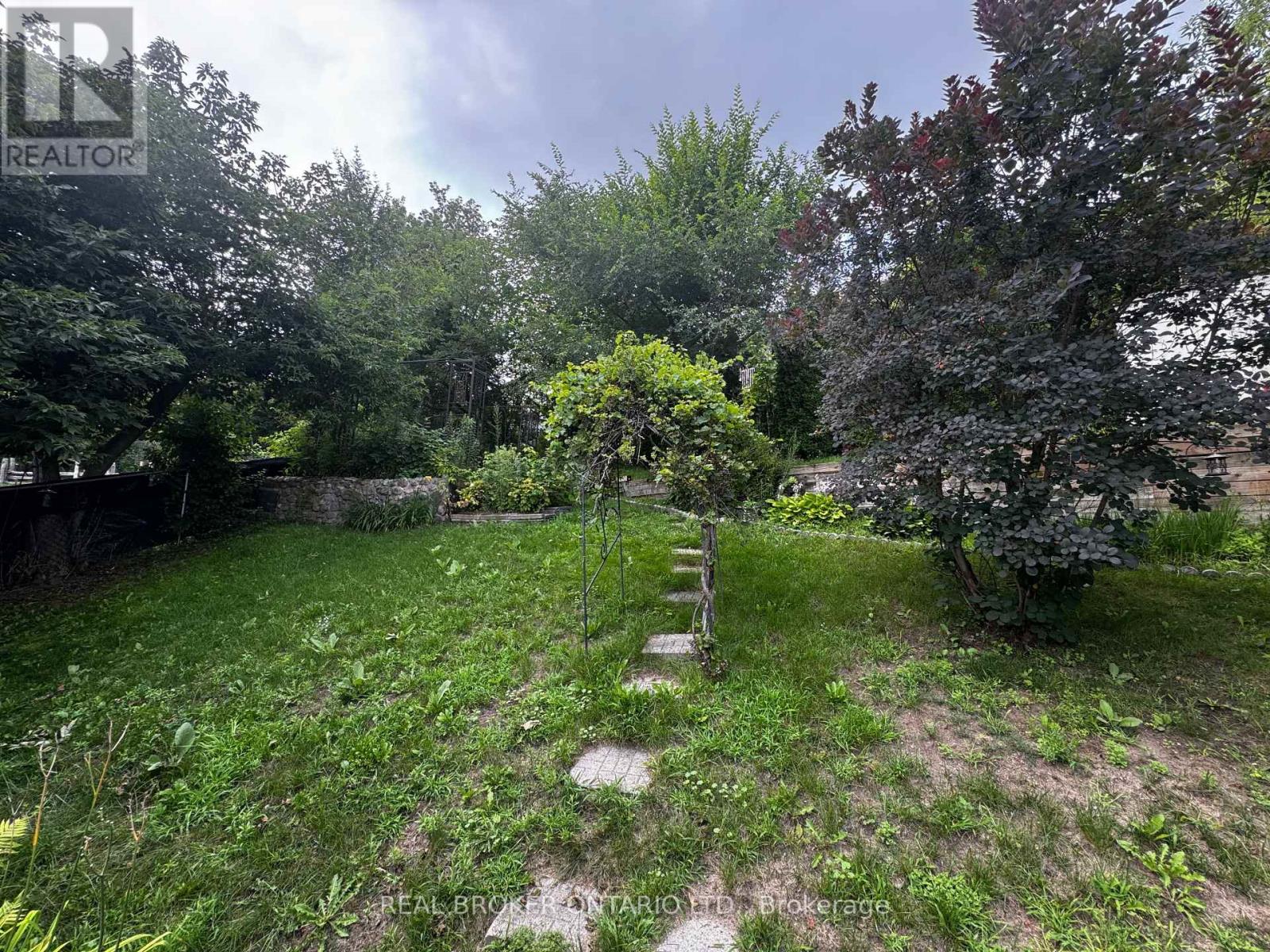 A - 34 Engel Crescent, Barrie, Ontario  L4N 6K5 - Photo 25 - S13655204