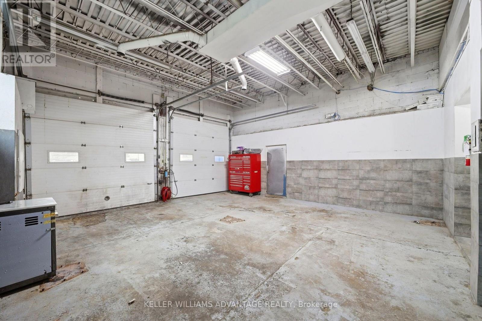20 Jenet Avenue, Toronto, Ontario  M6H 1R4 - Photo 13 - W13685472