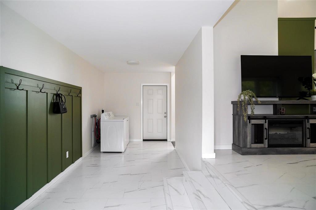 116 Ginn Avenue E, Dominion City, Manitoba  R0A 0H0 - Photo 7 - 202620711