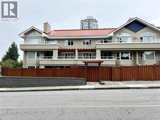 201 501 COCHRANE AVENUE, Coquitlam, British Columbia
