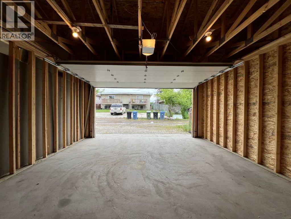 1827 43 Street SE, Calgary, Alberta  T2B 1H1 - Photo 9 - A2330250