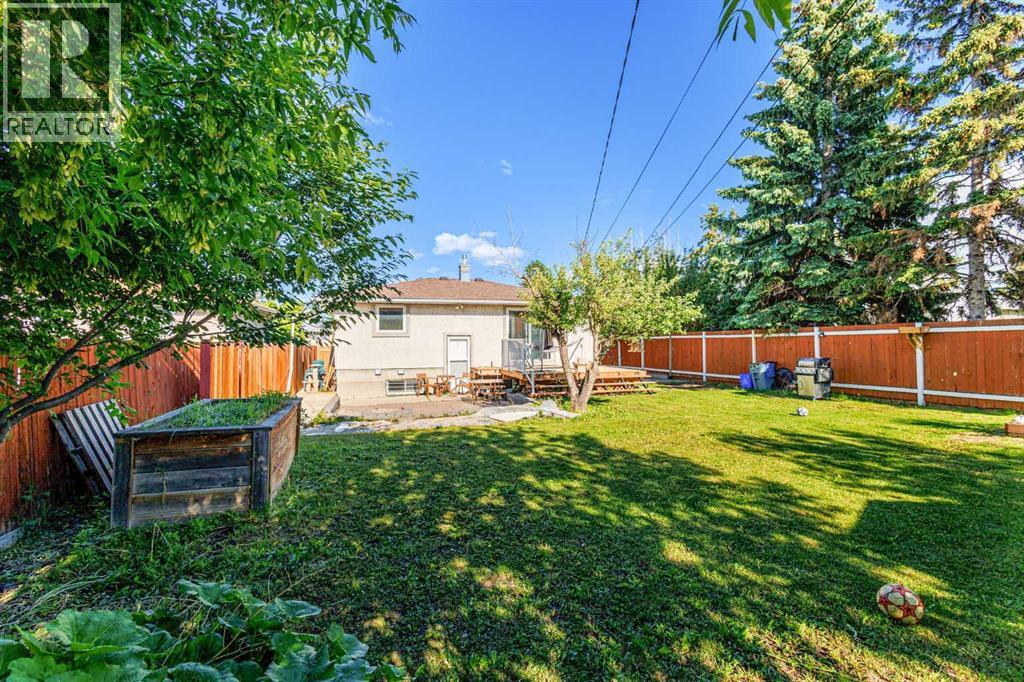 1831 43 Street SE, Calgary, Alberta  T2B 1H1 - Photo 7 - A2330249