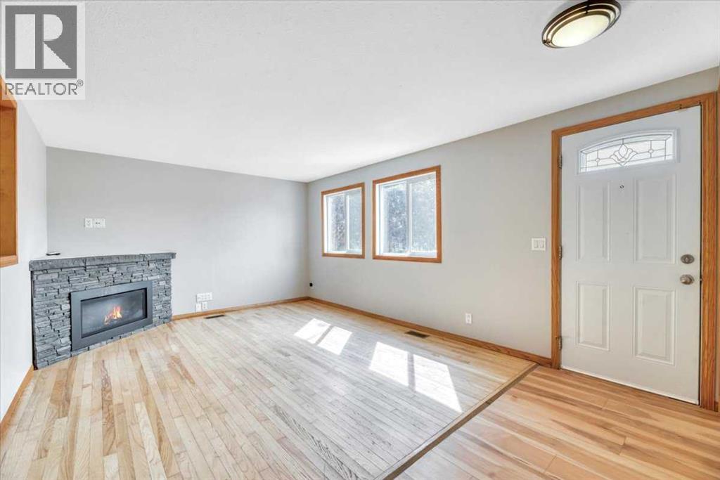 812 Brentwood Crescent, Strathmore, Alberta  T1P 1E4 - Photo 11 - A2335676