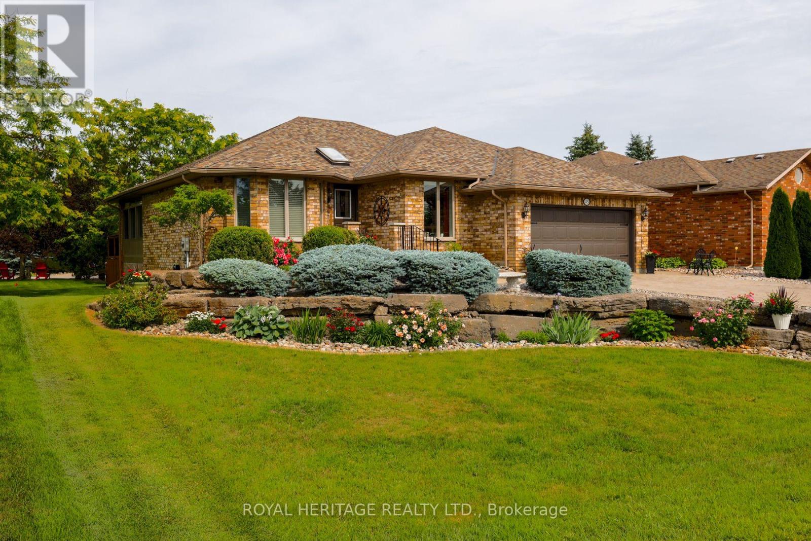 43 Huntingwood Crescent, Kawartha Lakes, Ontario  K0M 1A0 - Photo 2 - X13685500
