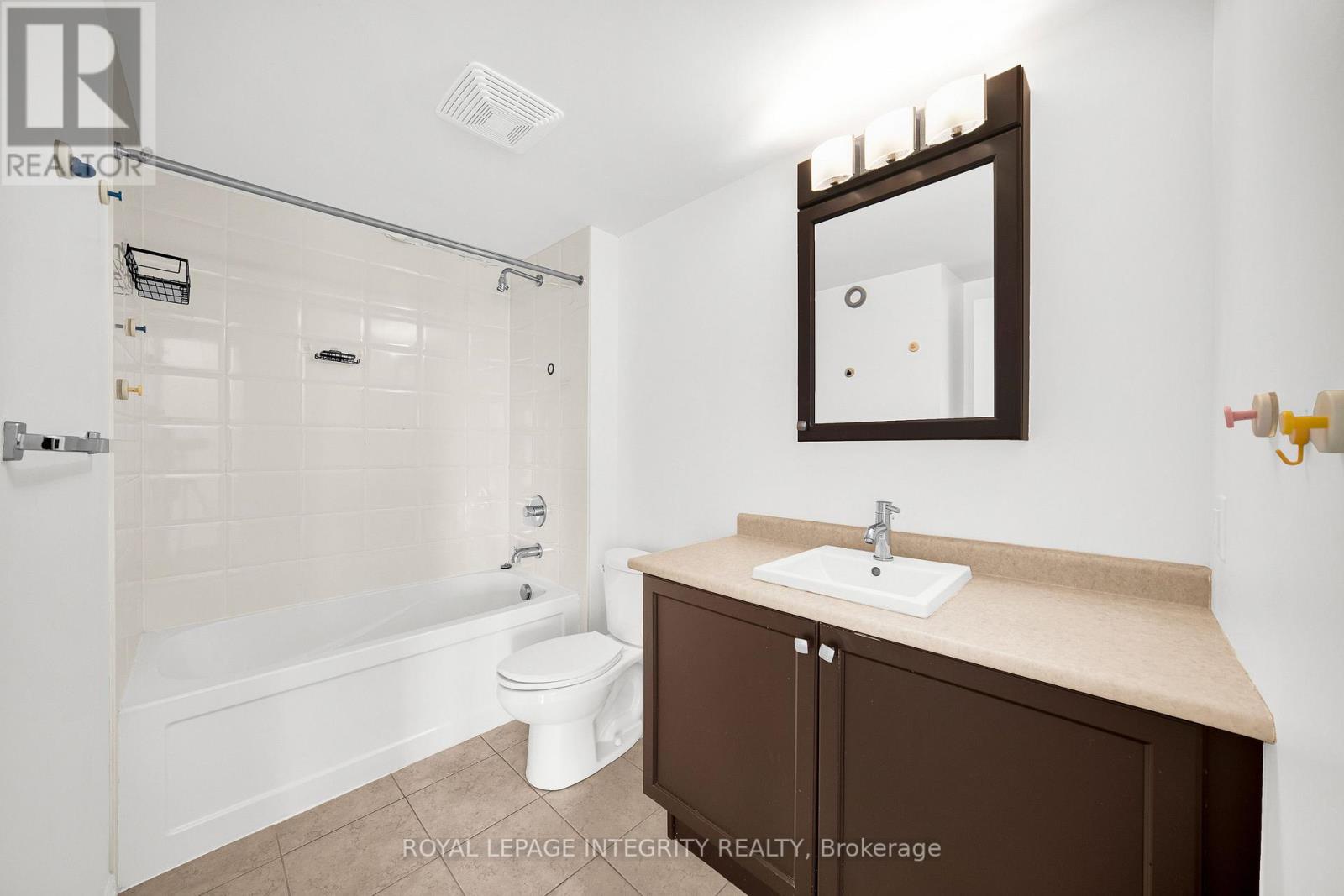 1504 - 195 Besserer Street, Ottawa, Ontario  K1N 0B6 - Photo 13 - X13685528