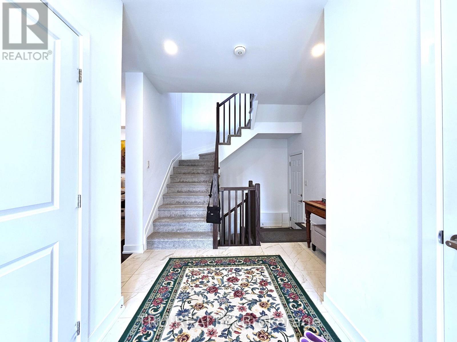 332 Makobe Lane, Ottawa, Ontario  K4M 0M1 - Photo 6 - X13685542