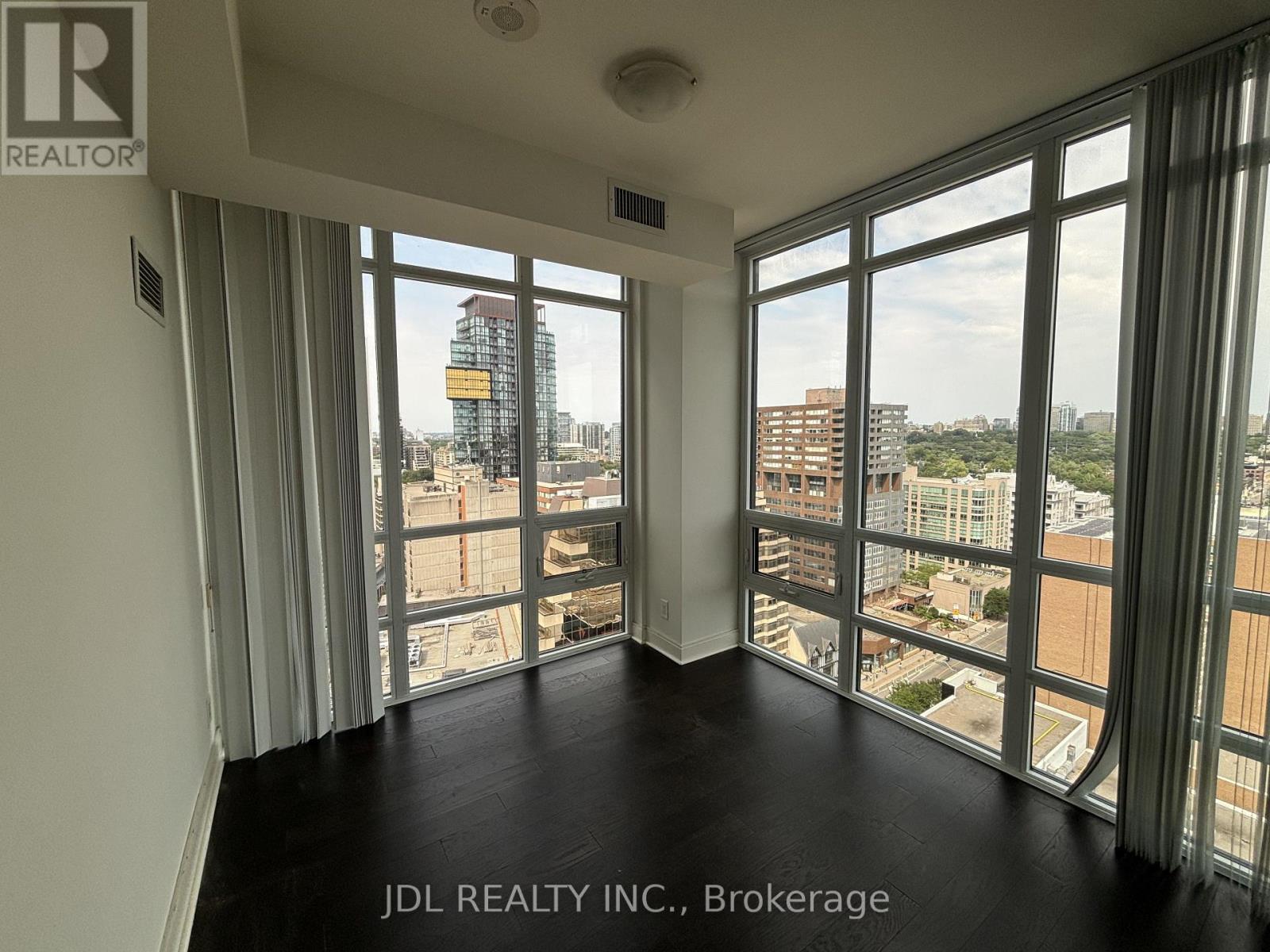 2202 - 825 Church Street, Toronto, Ontario  M4W 3Z4 - Photo 4 - C13551762