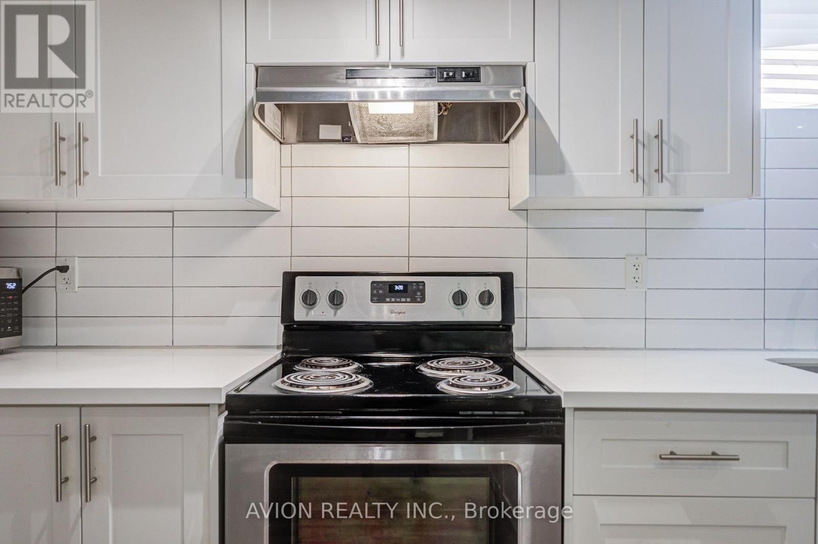 Bsmt - 28 Monarchdale Avenue, Toronto, Ontario  M6M 2S7 - Photo 15 - W13660418