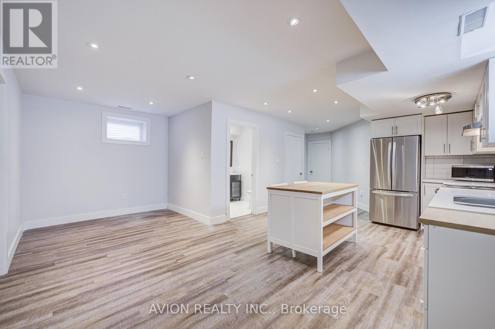 Bsmt - 28 Monarchdale Avenue, Toronto, Ontario  M6M 2S7 - Photo 13 - W13660418