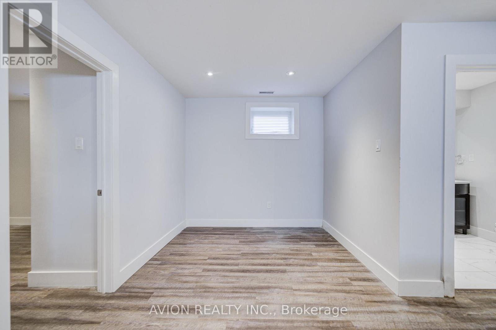 Bsmt - 28 Monarchdale Avenue, Toronto, Ontario  M6M 2S7 - Photo 17 - W13660418