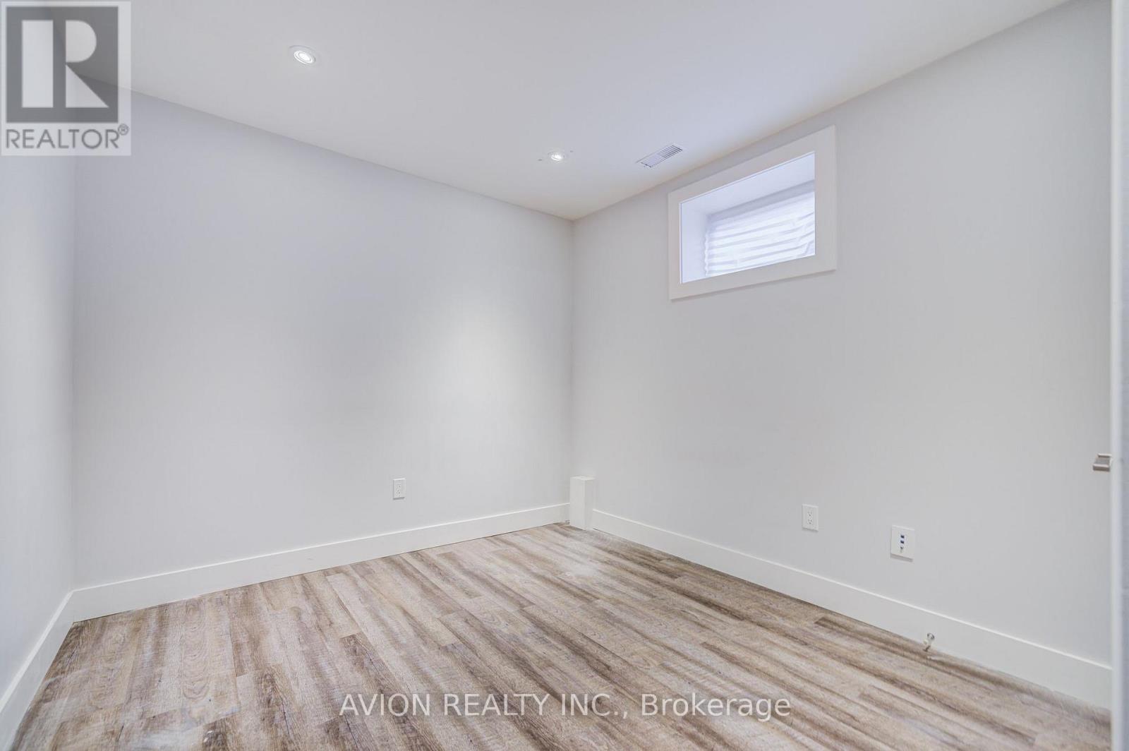 Bsmt - 28 Monarchdale Avenue, Toronto, Ontario  M6M 2S7 - Photo 23 - W13660418