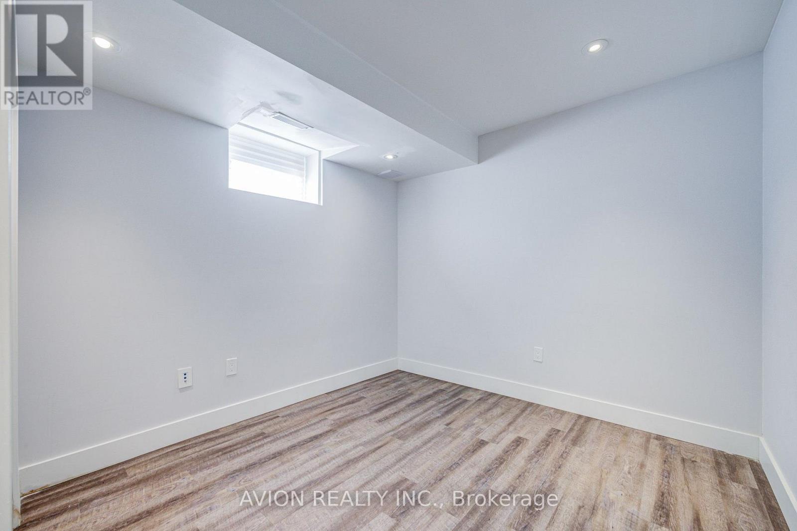 Bsmt - 28 Monarchdale Avenue, Toronto, Ontario  M6M 2S7 - Photo 26 - W13660418