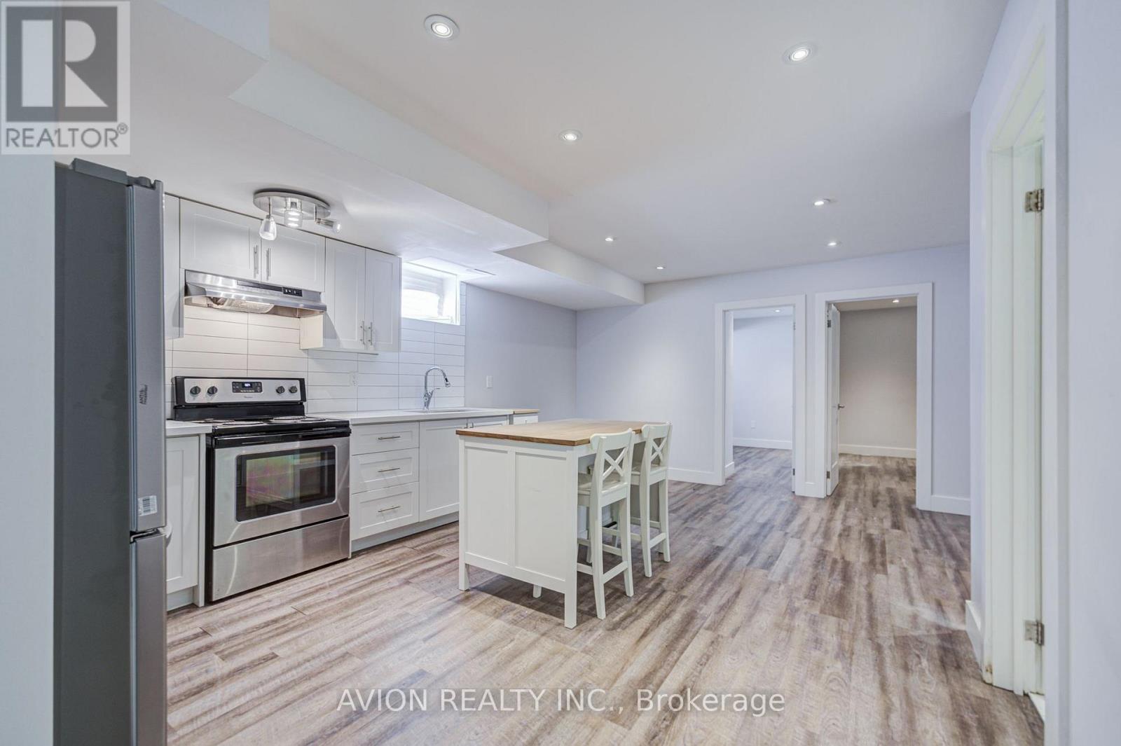 Bsmt - 28 Monarchdale Avenue, Toronto, Ontario  M6M 2S7 - Photo 9 - W13660418