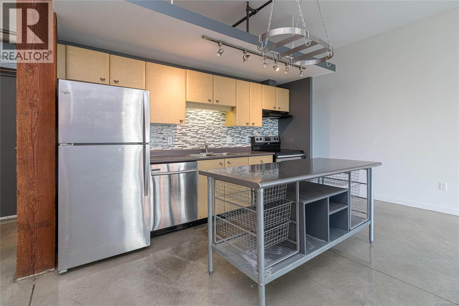209 455 Sitkum Rd, Victoria, British Columbia  V9A 7N9 - Photo 15 - 1047188