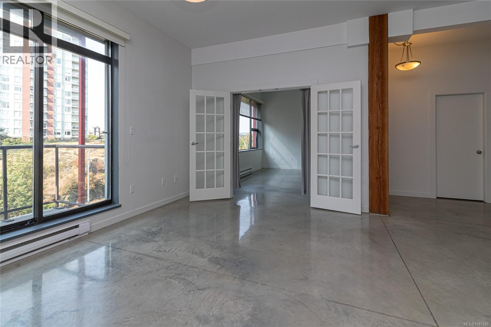 209 455 Sitkum Rd, Victoria, British Columbia  V9A 7N9 - Photo 11 - 1047188