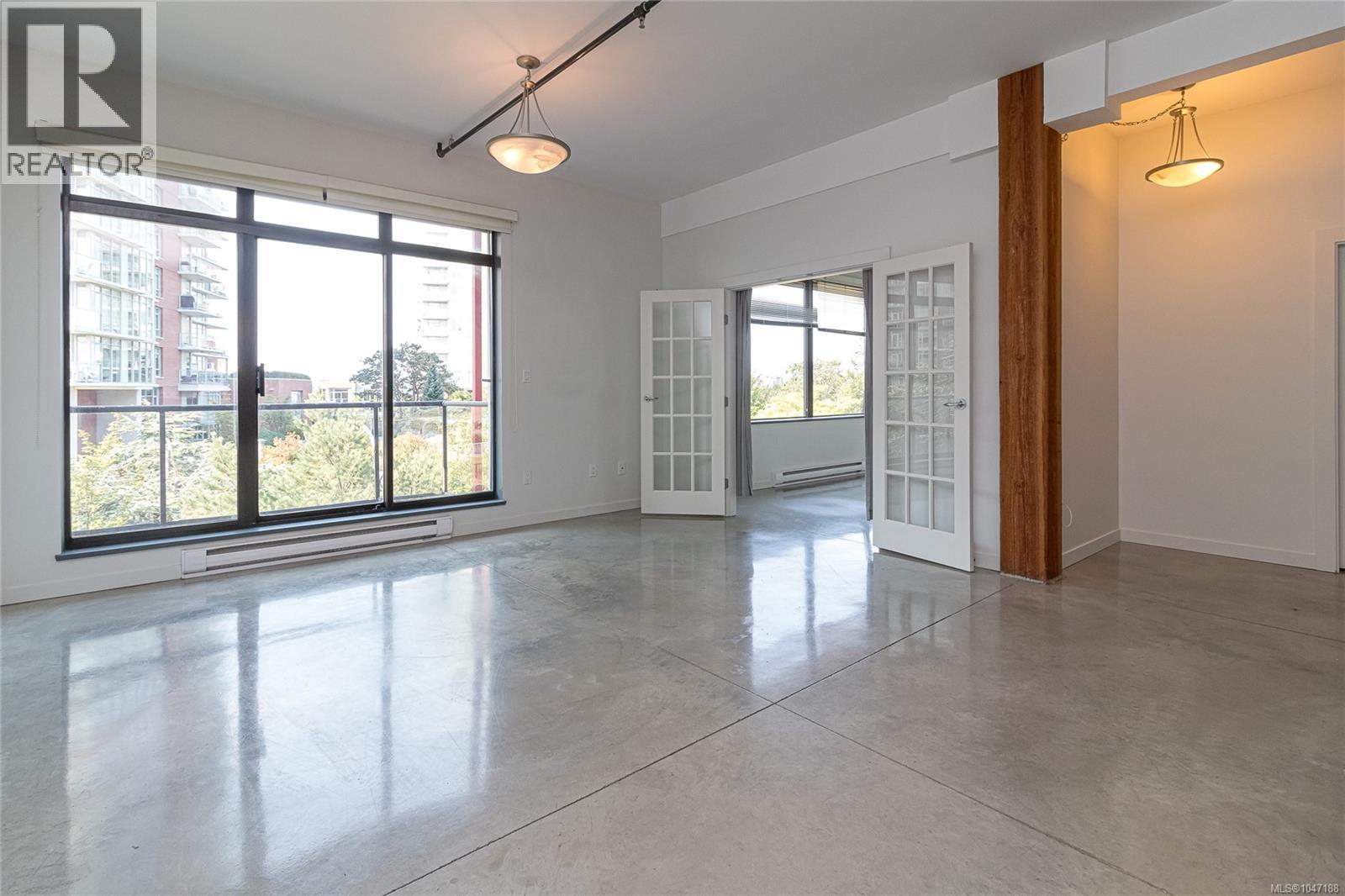 209 455 Sitkum Rd, Victoria, British Columbia  V9A 7N9 - Photo 9 - 1047188