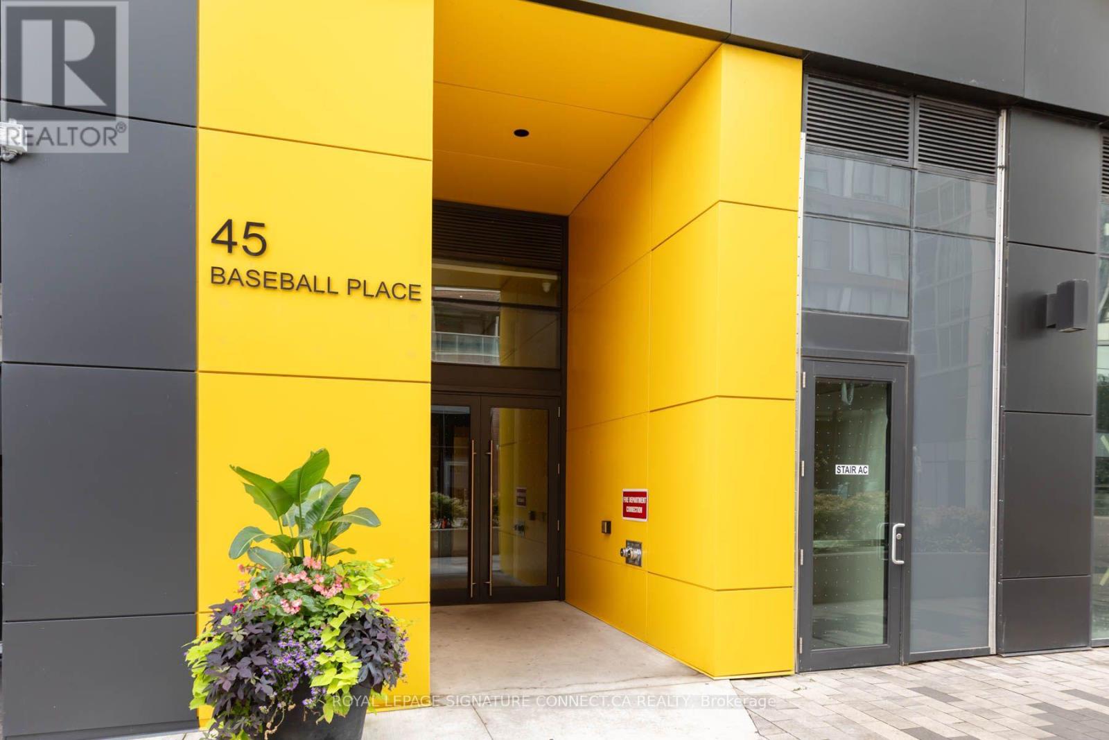 902 - 45 BASEBALL PLACE, Toronto, Ontario