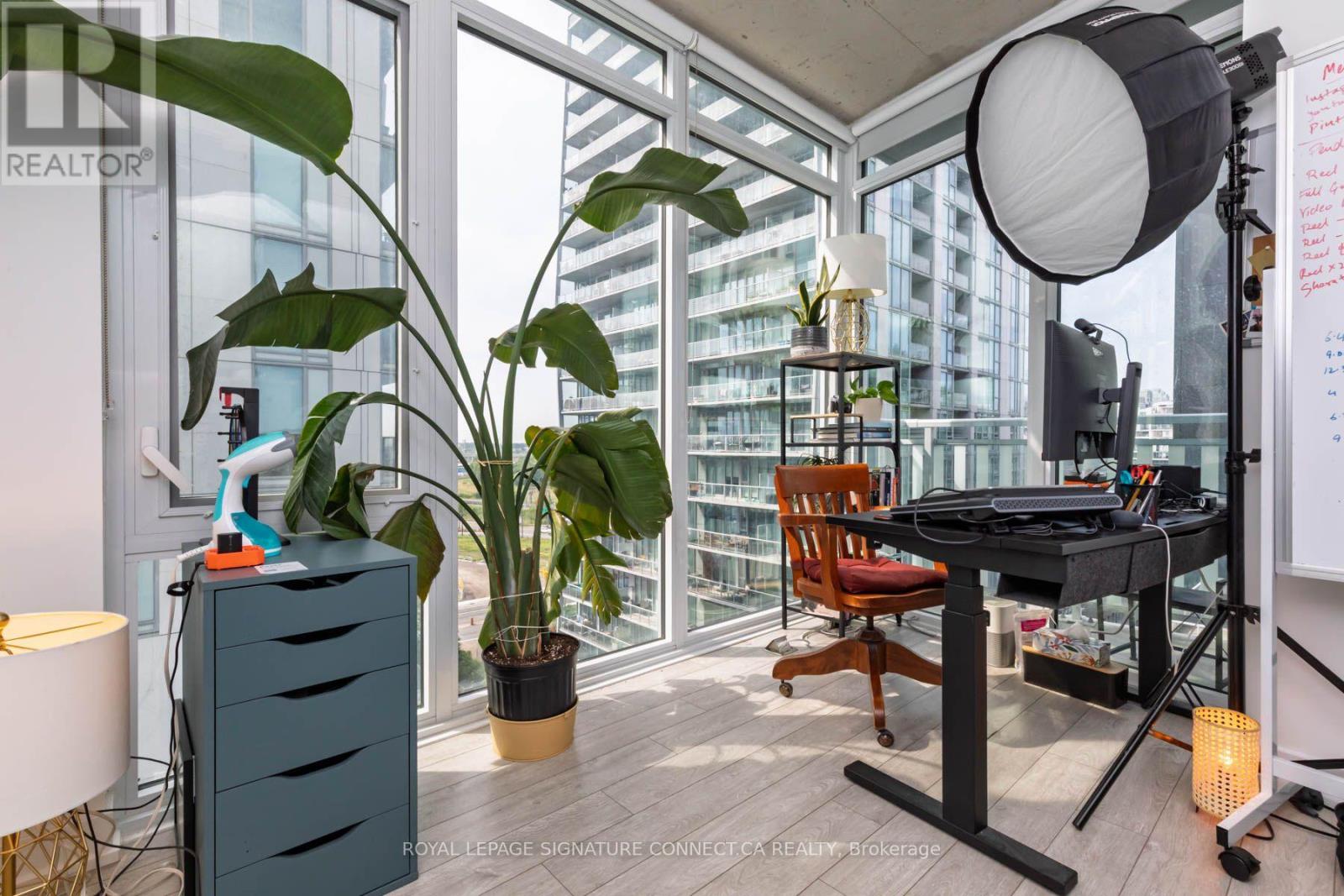 902 - 45 Baseball Place, Toronto, Ontario  M4M 0H1 - Photo 6 - E13685520