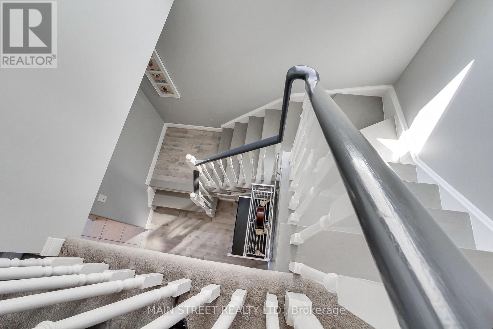 17 Hirst Avenue, Georgina, Ontario  L4P 4E6 - Photo 20 - N13685538