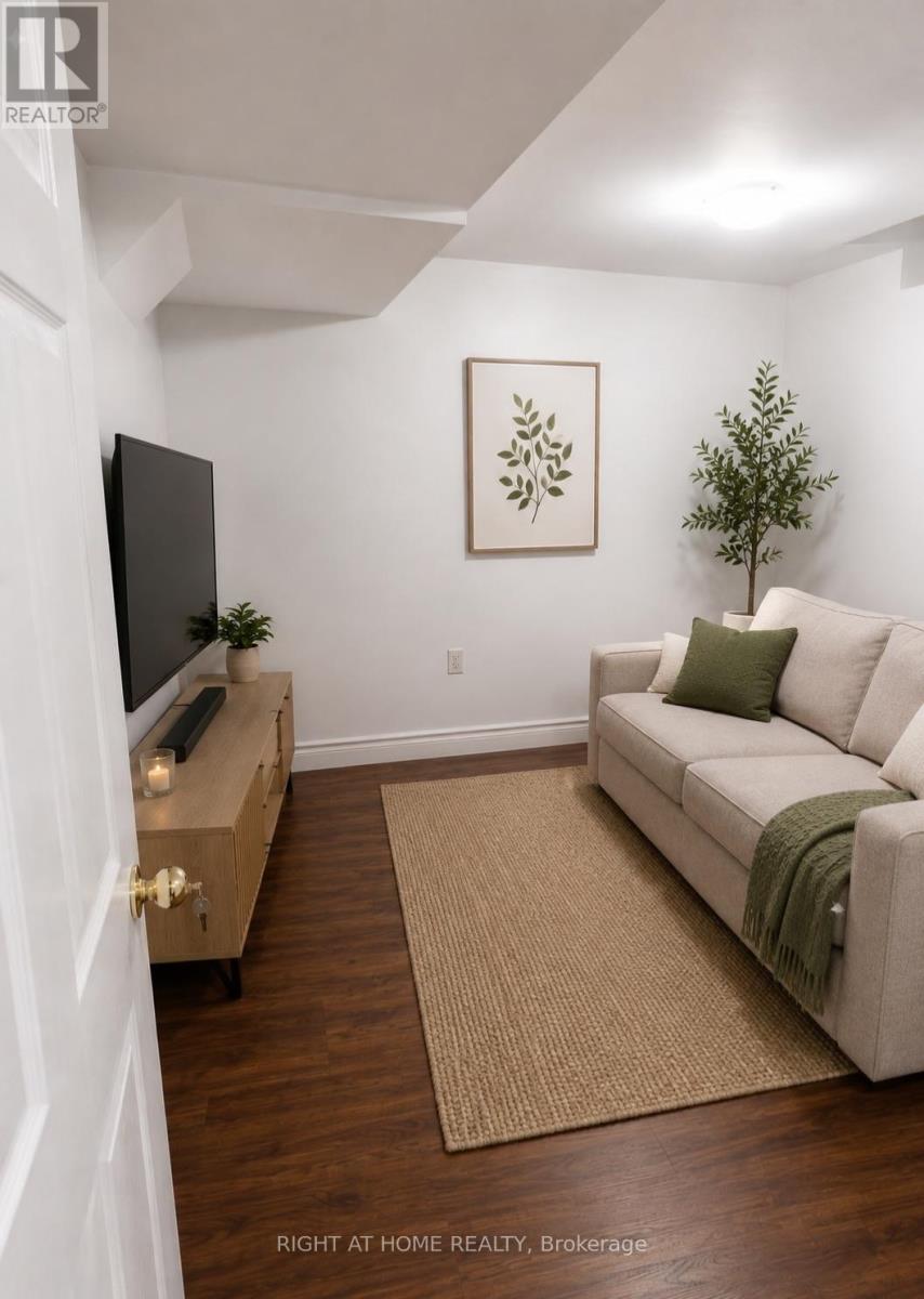 530 Mclevin Avenue, Toronto, Ontario  M1B 4H6 - Photo 16 - E13683904