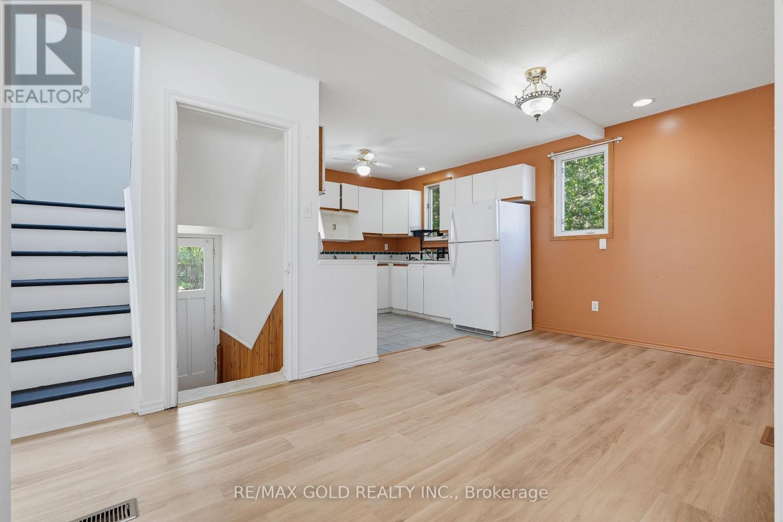 23 Pleasantview Avenue, Brampton, Ontario  L6X 1W5 - Photo 10 - W13685502