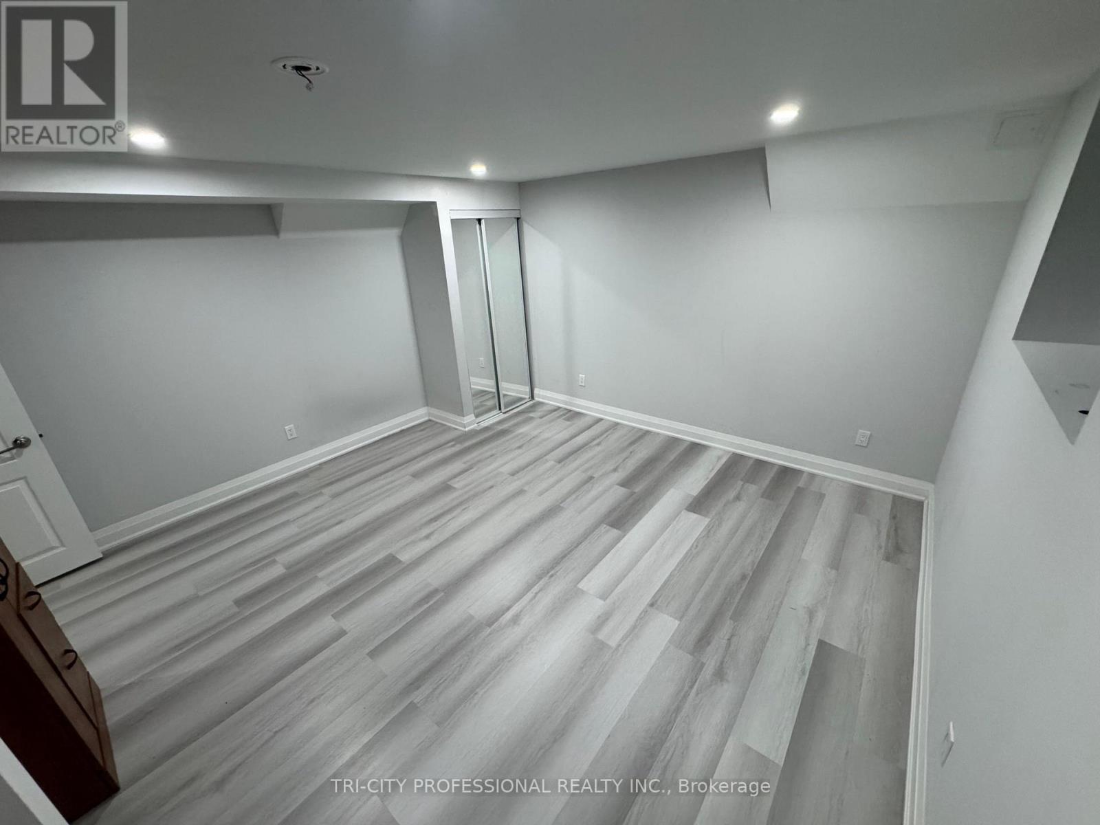 13 Riley Avenue E, Pelham, Ontario  L0E 1E6 - Photo 6 - X13685504