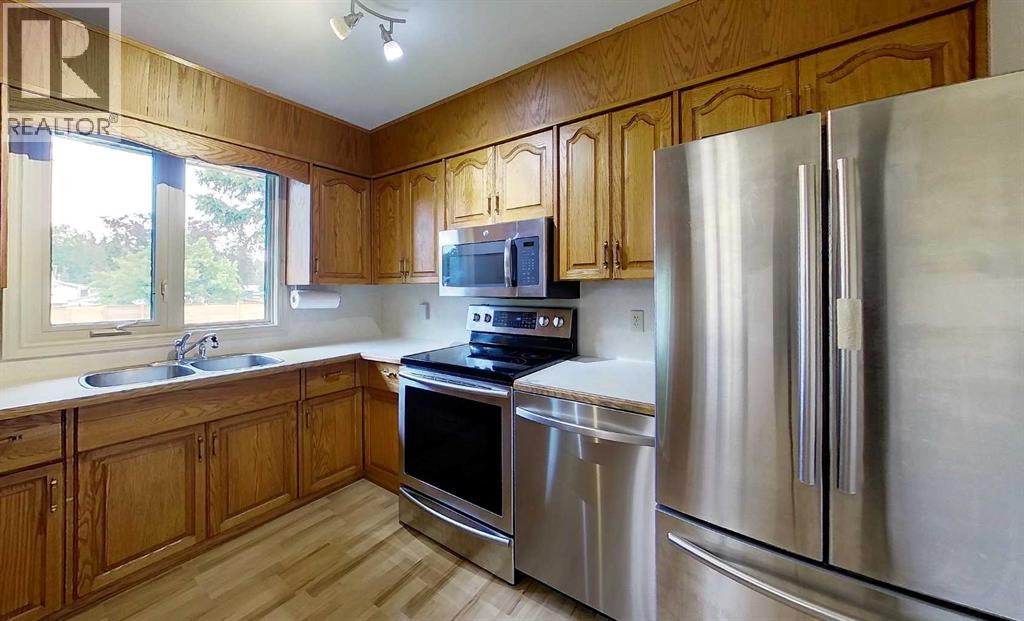 4303 8 Avenue, Edson, Alberta  T7E 1A8 - Photo 25 - A2337247