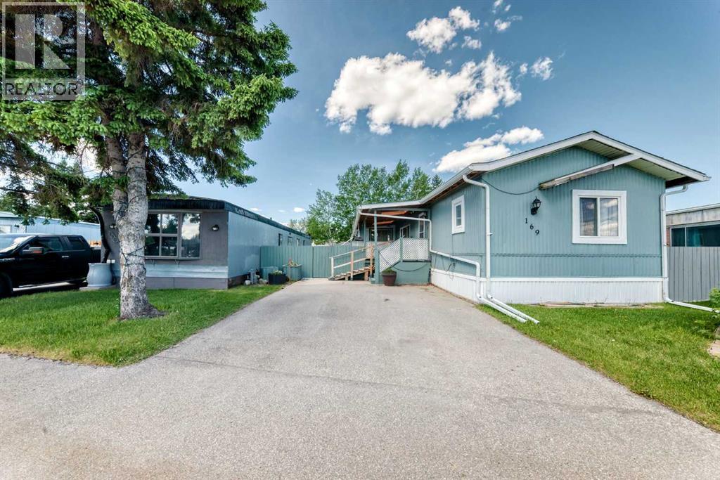 169, 6724 17 Avenue SE, Calgary, Alberta  T2A 0W5 - Photo 1 - A2318754