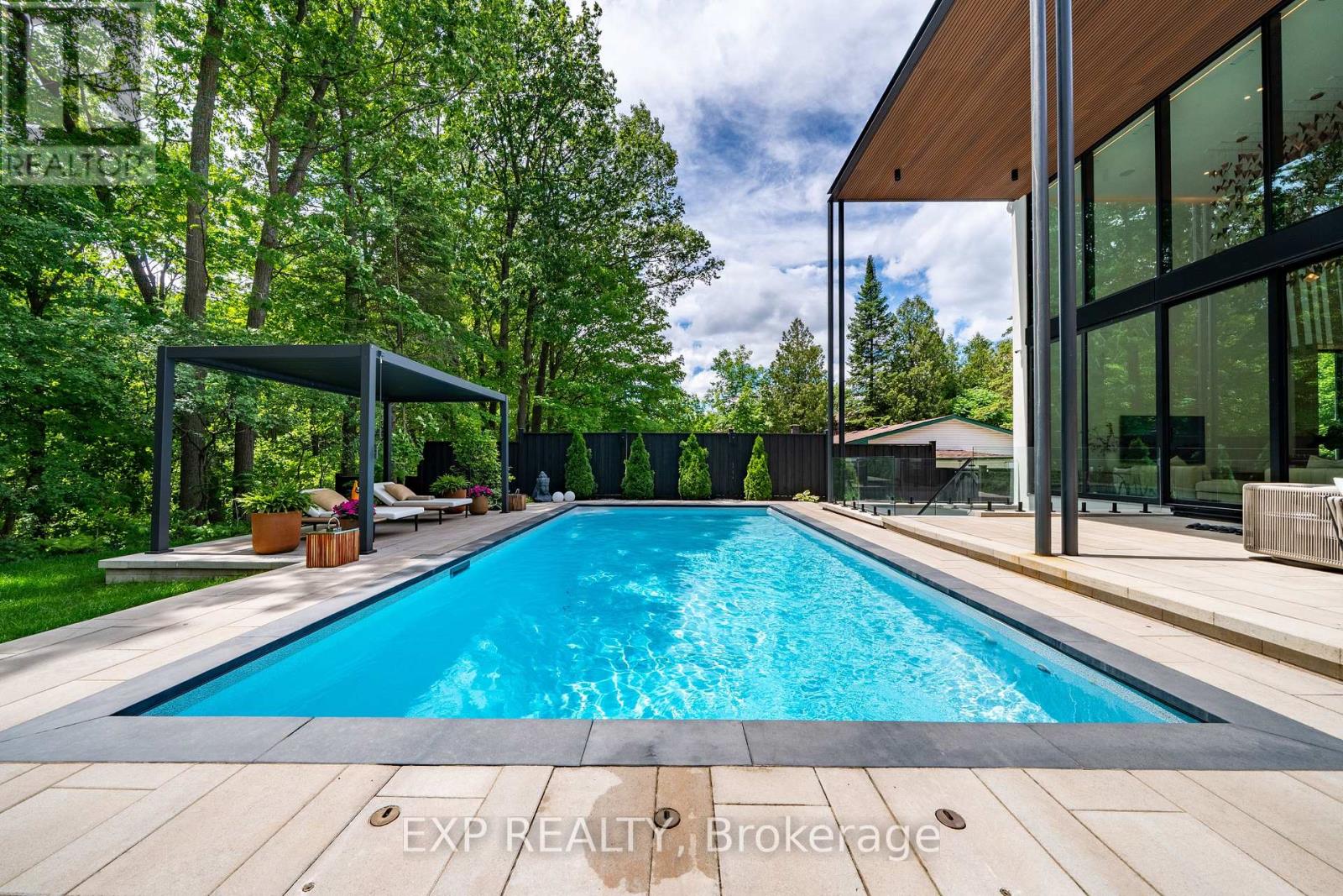 105 Park Crescent, Richmond Hill, Ontario  L4E 3J5 - Photo 46 - N13439036