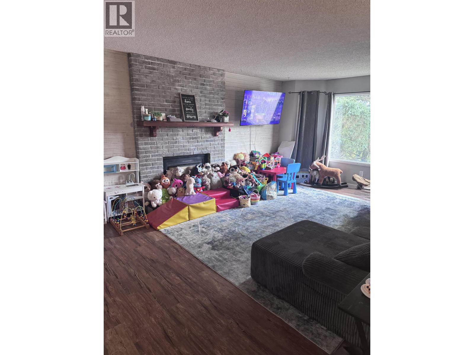 11404 92 Street, Fort St. John, British Columbia  V1J 4Y3 - Photo 3 - R3156266