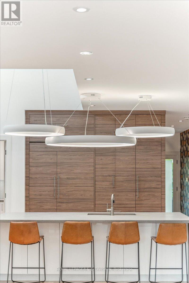 16 Forty First Street, Toronto, Ontario M8W 3N5 - Photo 12 - W13685552