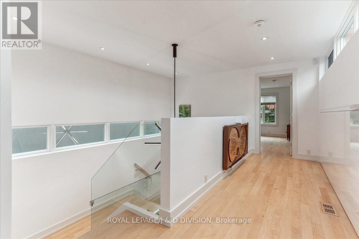 16 Forty First Street, Toronto, Ontario M8W 3N5 - Photo 23 - W13685552