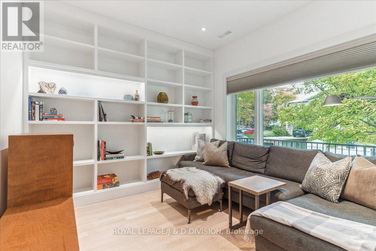 16 Forty First Street, Toronto, Ontario M8W 3N5 - Photo 6 - W13685552