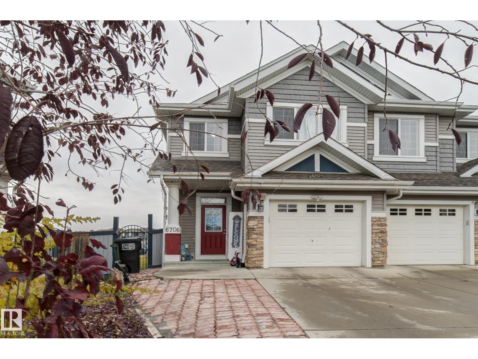 6706 24 AV SW, edmonton, Alberta
