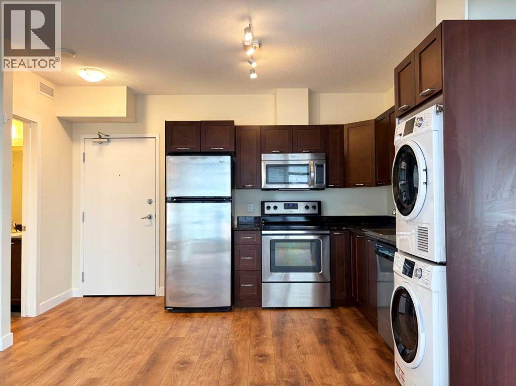 208, 3820 Brentwood Road NW, Calgary, Alberta  T2L 2L5 - Photo 3 - A2304082