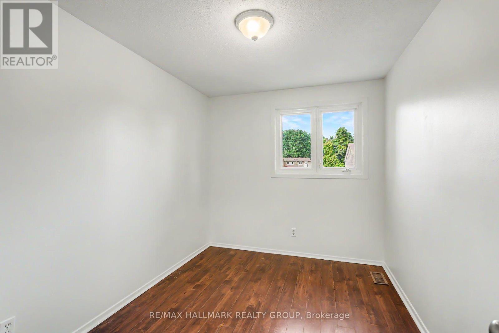 1747a Lamoureux Drive, Ottawa, Ontario K1E 2N3 - Photo 22 - X13685562