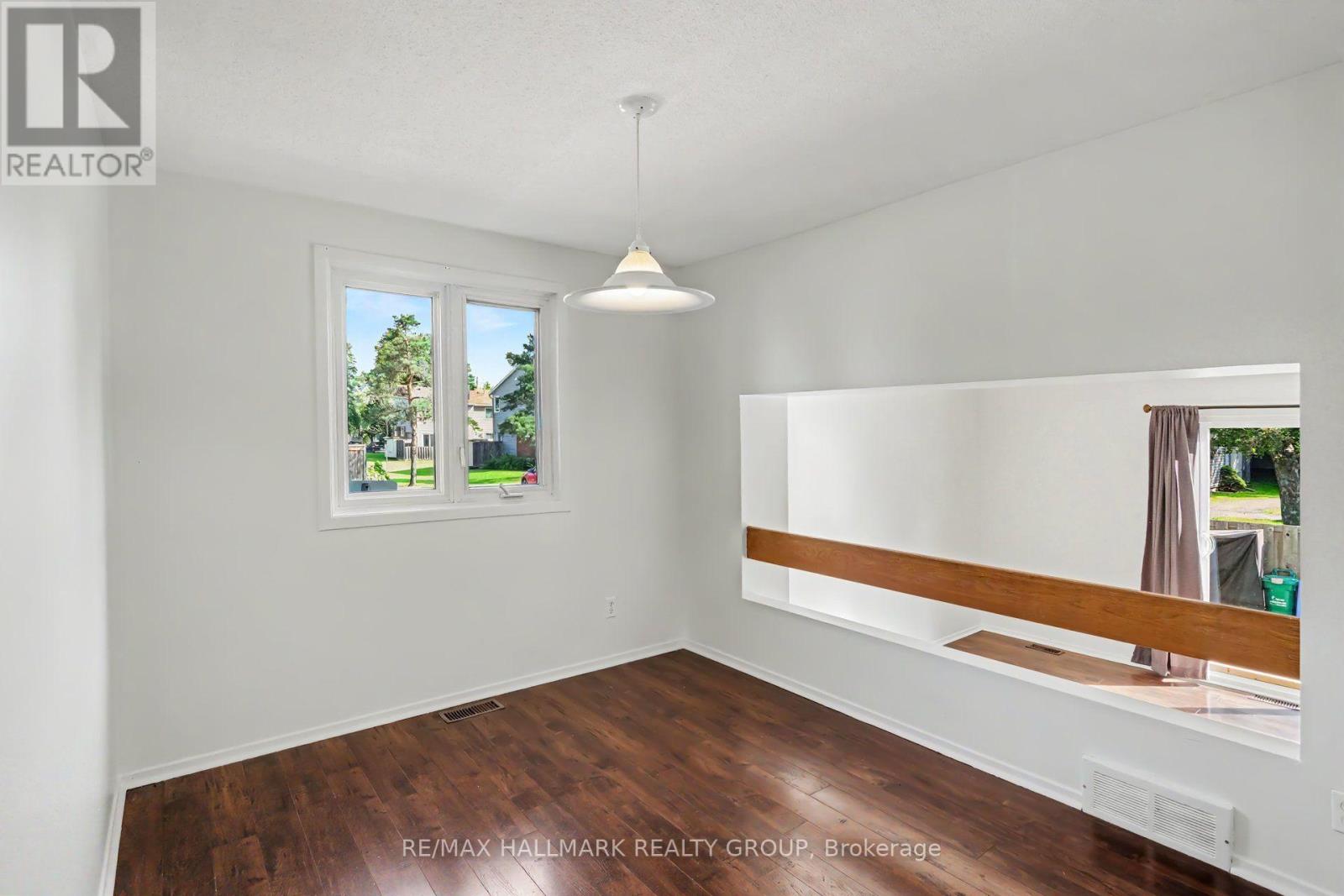 1747a Lamoureux Drive, Ottawa, Ontario K1E 2N3 - Photo 6 - X13685562