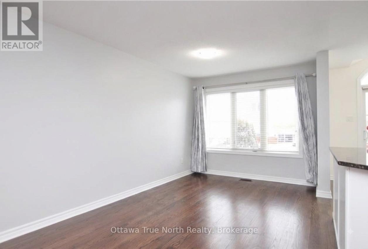 601 Malkowski Street, Ottawa, Ontario K2K 0B4 - Photo 4 - X13685586