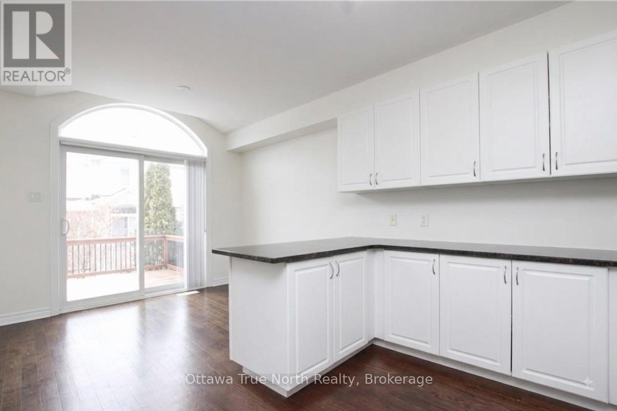 601 Malkowski Street, Ottawa, Ontario K2K 0B4 - Photo 6 - X13685586