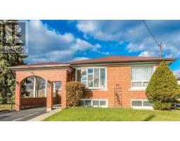 22 BERAN DRIVE, Toronto, Ontario