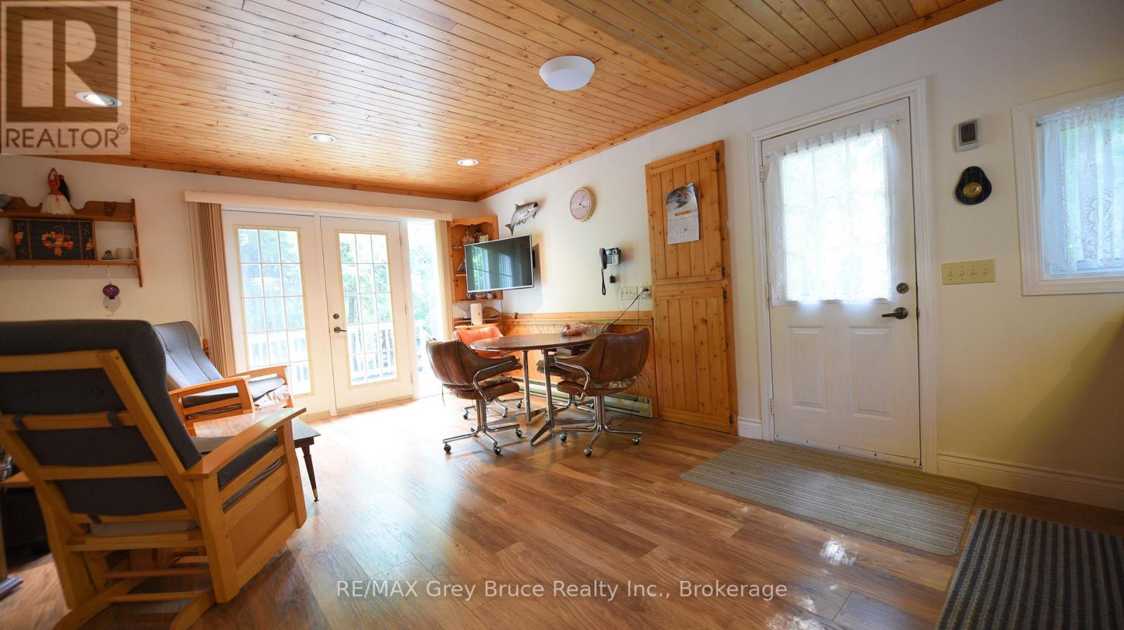 202 Whiskey Harbour Road, Northern Bruce Peninsula, Ontario  N0H 1W0 - Photo 13 - X13685566