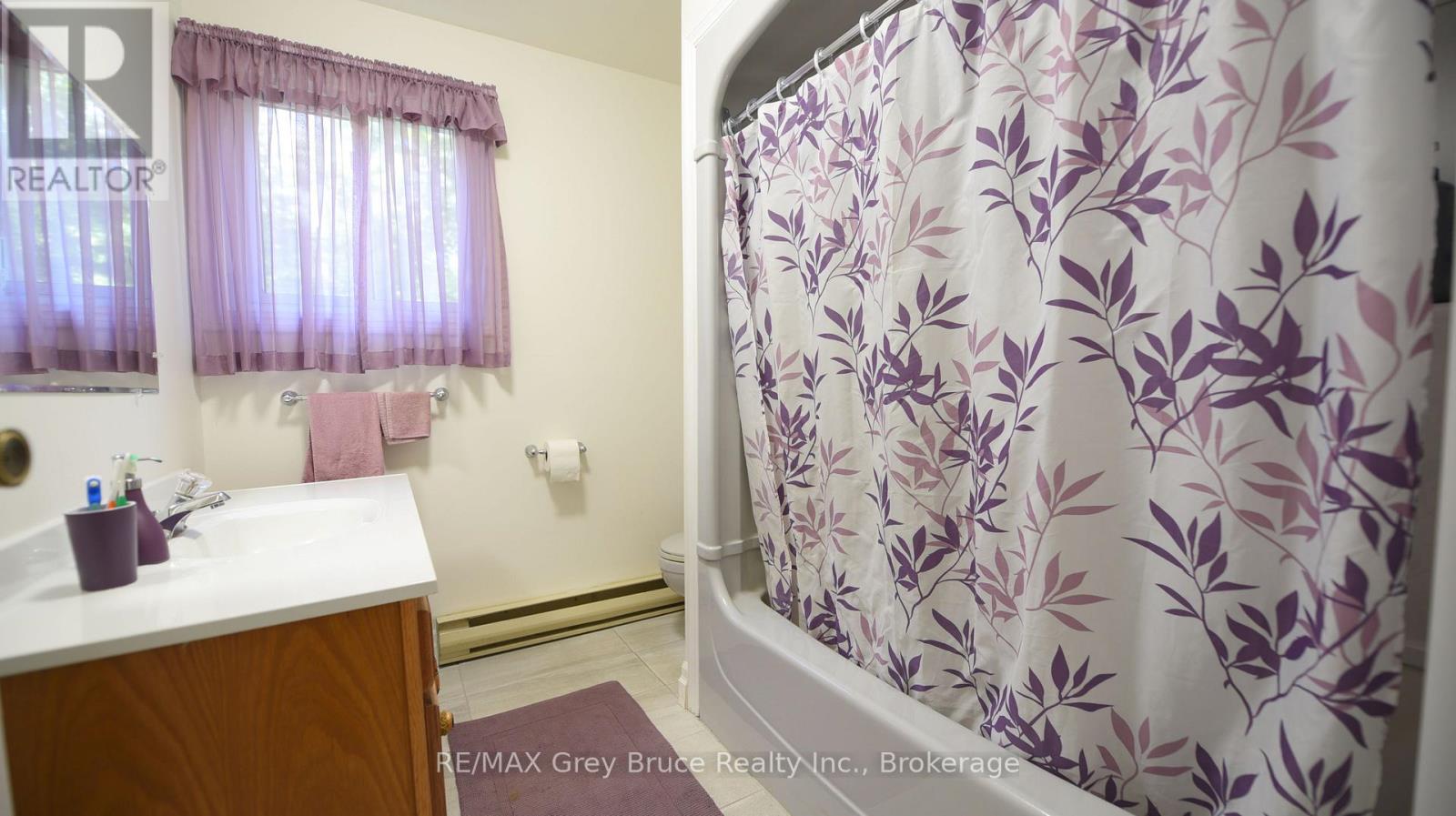 202 Whiskey Harbour Road, Northern Bruce Peninsula, Ontario  N0H 1W0 - Photo 19 - X13685566