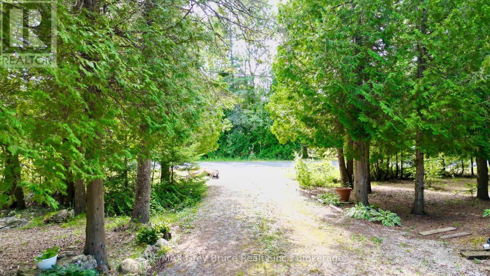 202 Whiskey Harbour Road, Northern Bruce Peninsula, Ontario  N0H 1W0 - Photo 2 - X13685566
