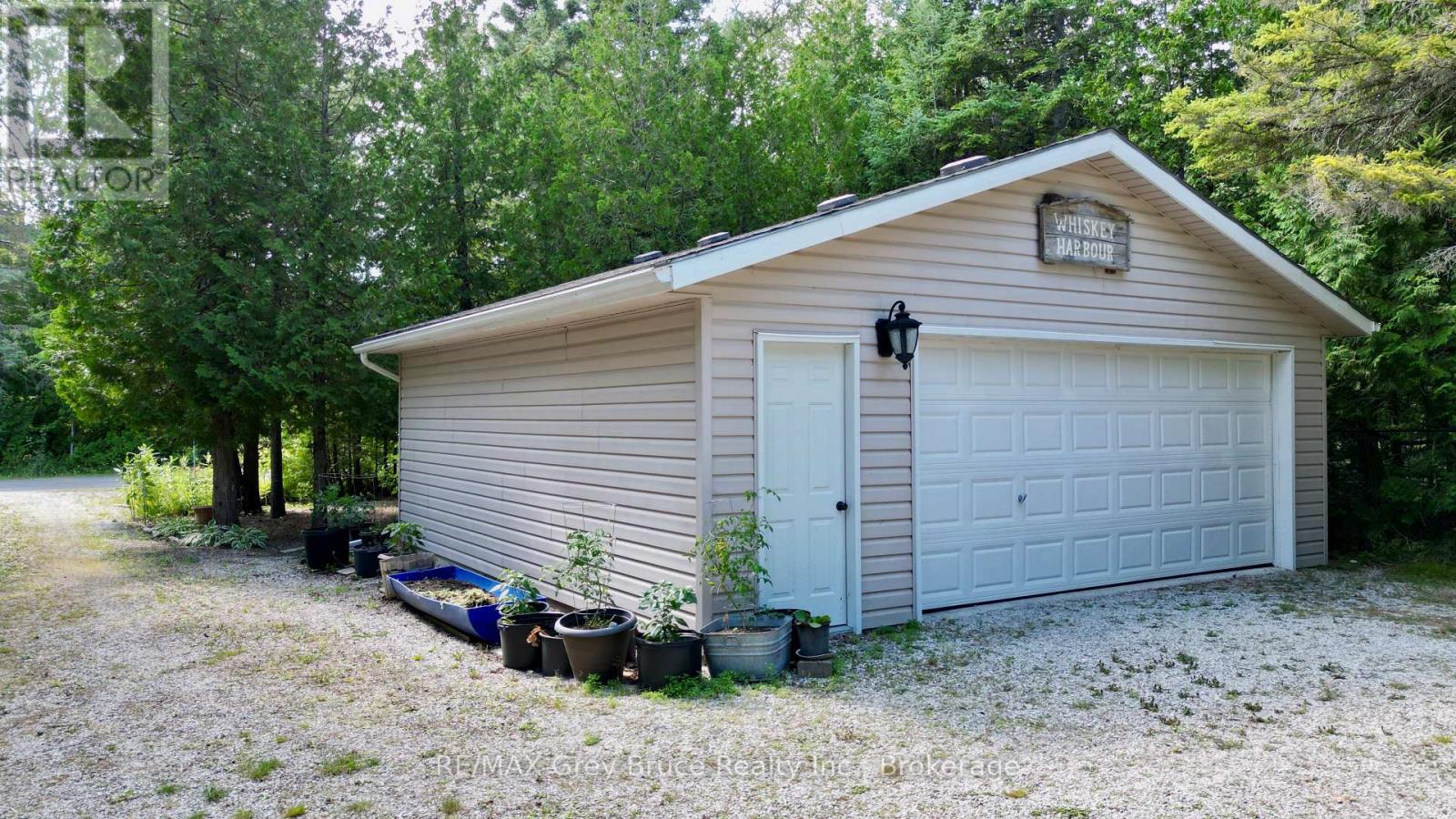 202 Whiskey Harbour Road, Northern Bruce Peninsula, Ontario  N0H 1W0 - Photo 3 - X13685566