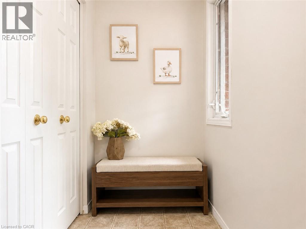 974 Creekside Drive, Waterloo, Ontario  N2V 2W5 - Photo 6 - 40856218