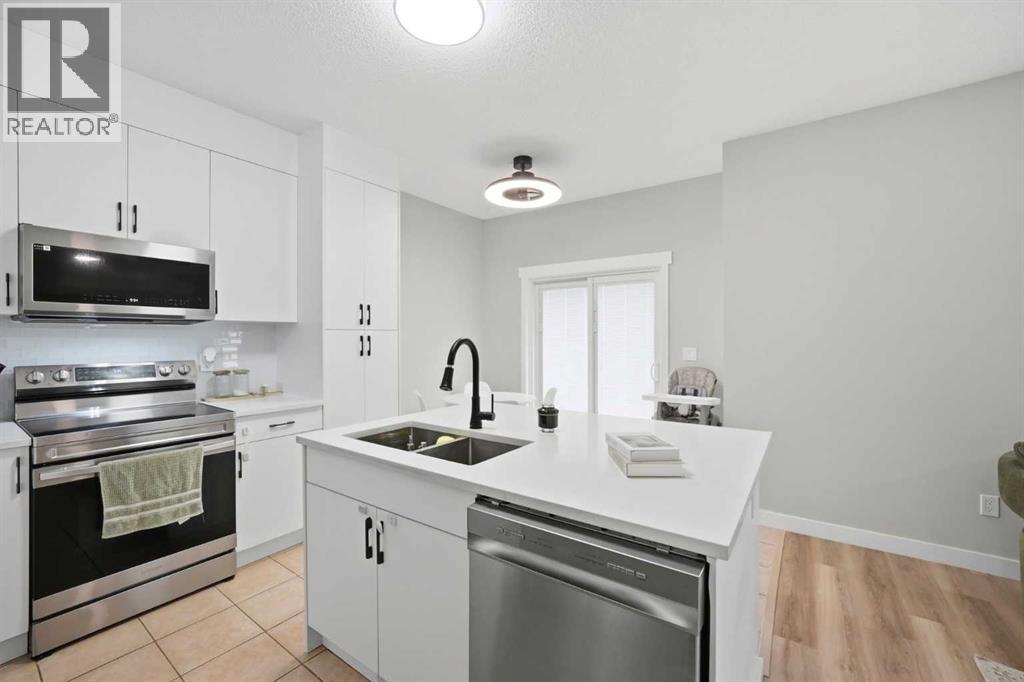 793 Luxstone Landing Sw, Airdrie, Alberta  T4B 3K9 - Photo 17 - A2329711